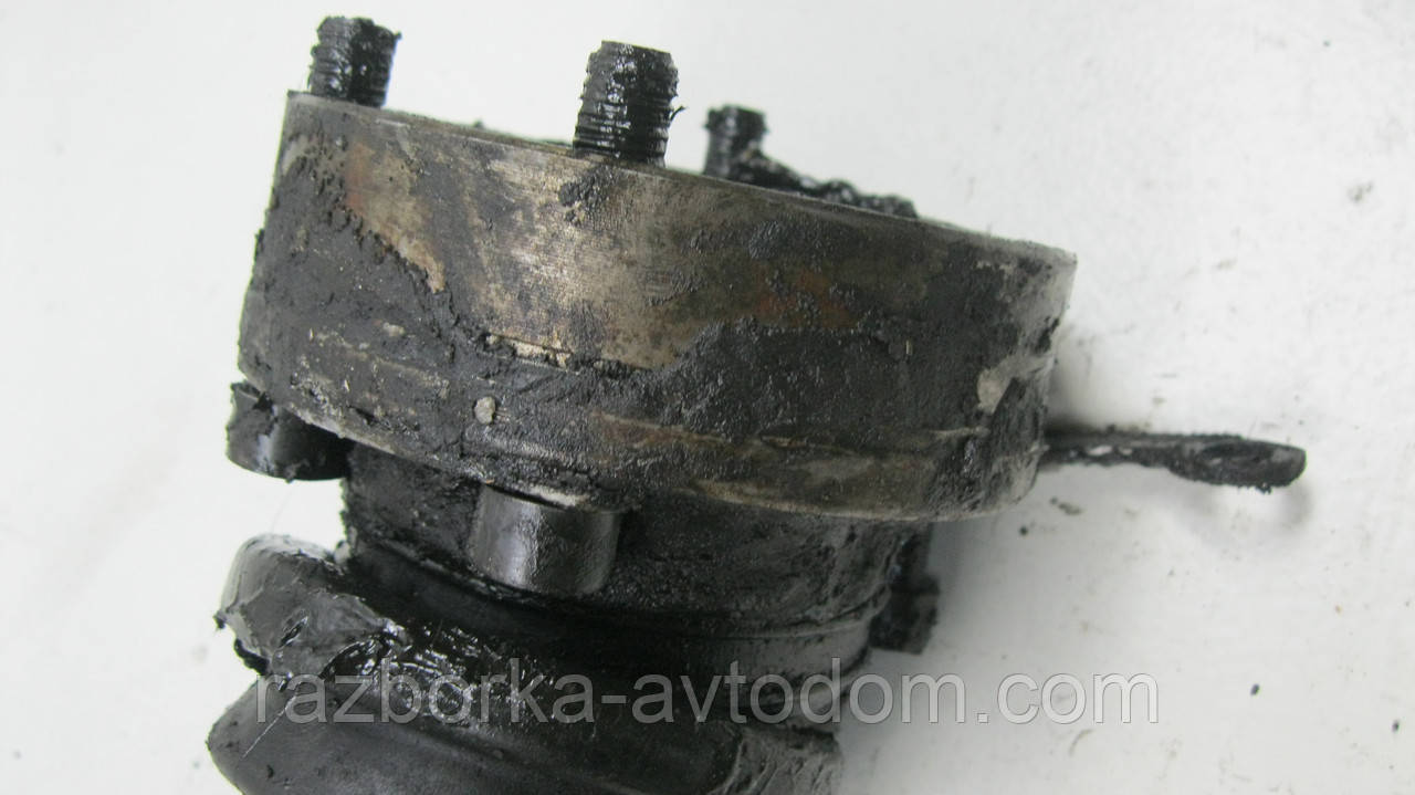 Напівось передня ліва/права (без ABS) Привод VW T4 (1990-2003) (38 шліць) OE:701407271M ДЕФЕКТ!!!!