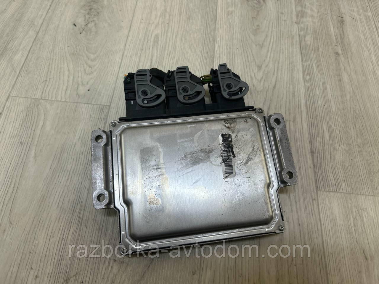 Блок керування двигуном (ЕБУ) 2.0hdi Citroen C5 (08-17), C4, Peugeot 407. OE: 9666000180, 9663548180