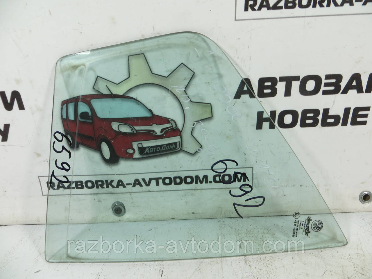 Скло дверей Alfa Romeo 33