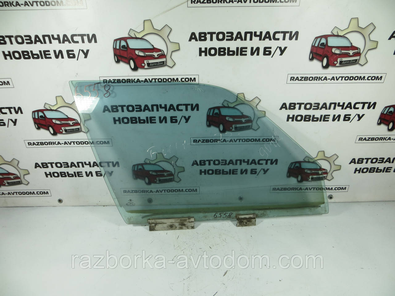 Скло передніх правих дверей BMW 7 E32 (1986-1993),ОЕ: 51328127536
