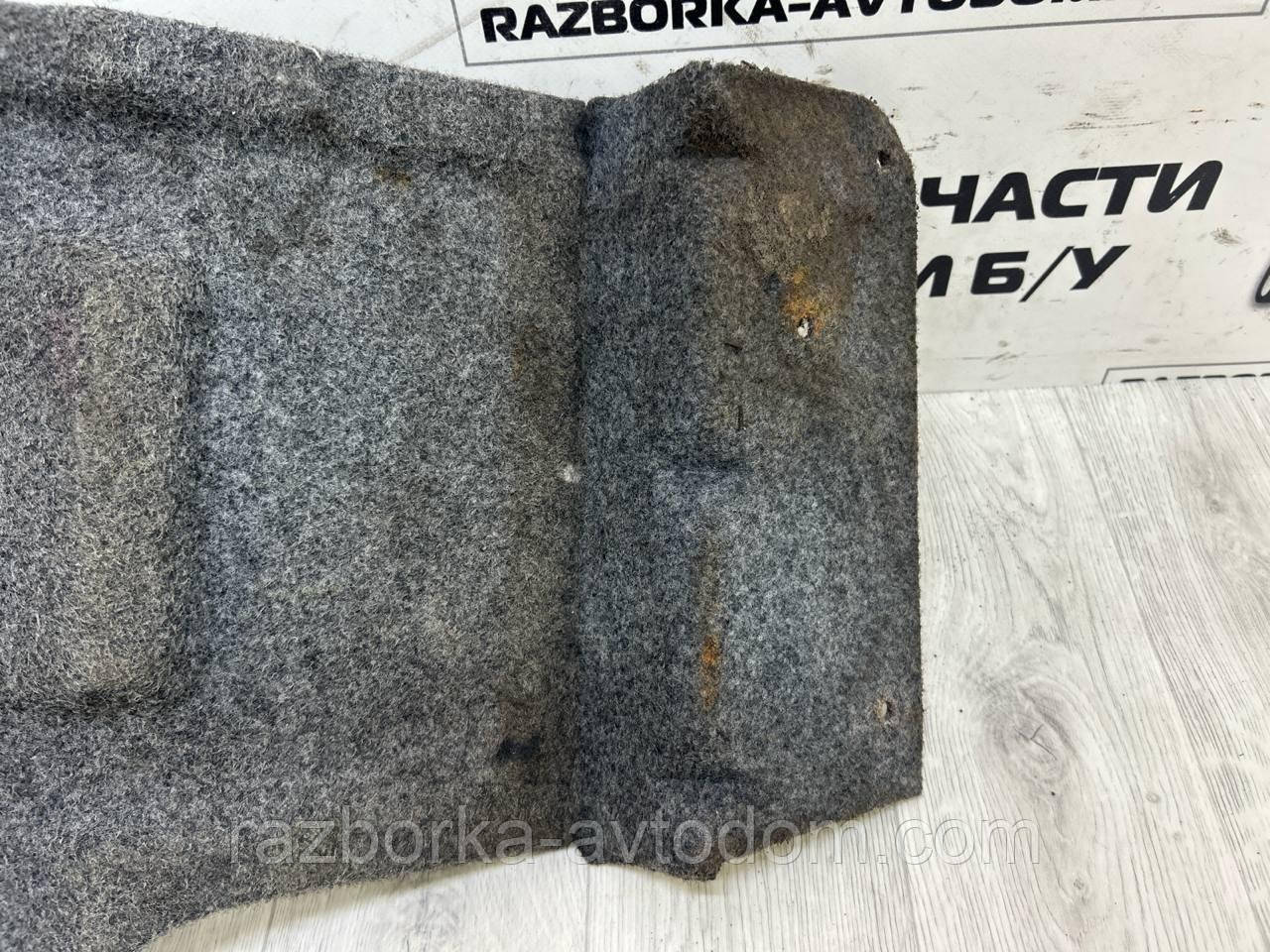 Накладка обшивка аптечки багажника (сідан) Opel Omega B (1996-1999) OE:90457578
