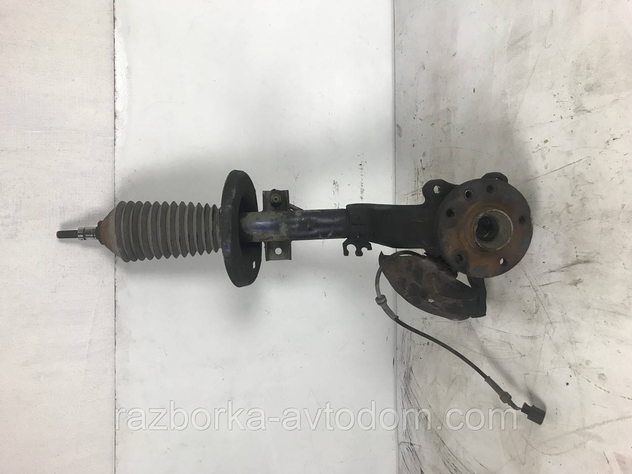 Амортизатор з поворотним кулаком (правий з ABS) VW Sharan, FORD GALAXY (1994-2001) ОЕ: 1092394