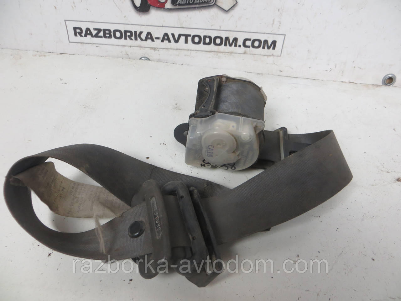 Задній правий ремінь безпеки Mitsubishi Pajero Sport 1 (1997-2009) OE:0432129