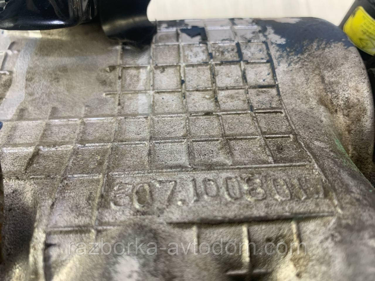 Колектор впускний комплект 1.3 Daewoo Sens Lanos OE: 3071008017