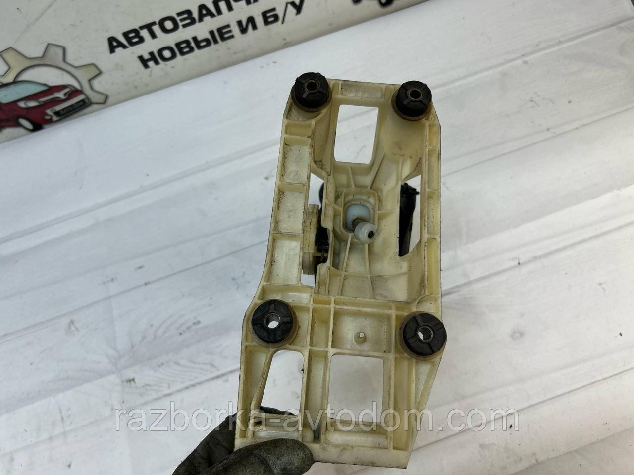 Куліса МКПП перемикання передач 5-ступка Hyundai Getz (02-10) OE:437101C000