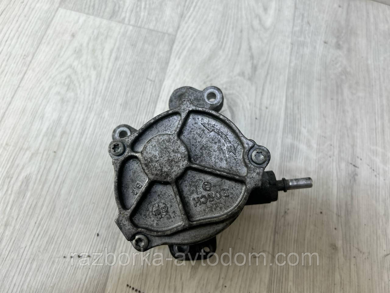 Вакуумний насос 2.0HDI Peugeot 407 (04-11), 307 OE:d165-1b
