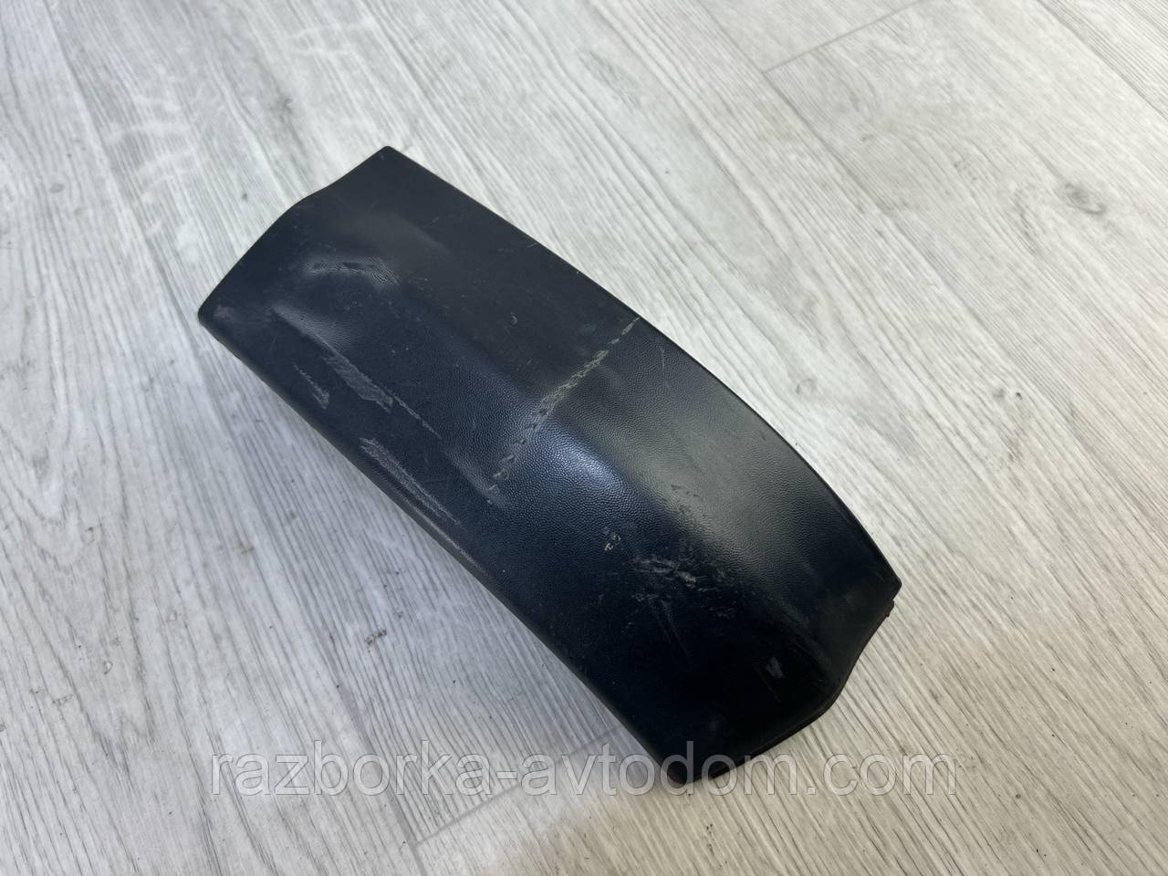 Накладка, планка, пластик під ліхтар задній лівий Opel Zafira A (1999-2005) OE:090597595 фото 2
