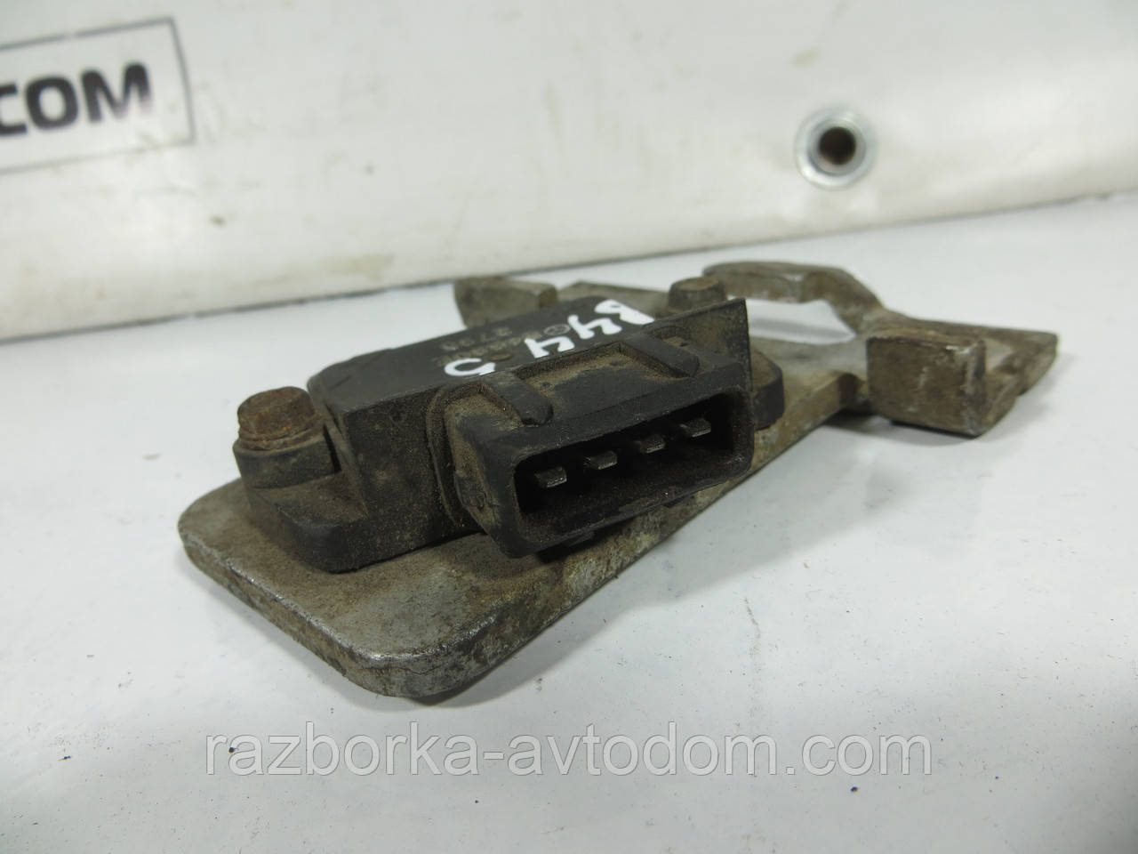 Комутатор системи запалювання Opel Vectra B (1995-2003) ОЕ: 90243618