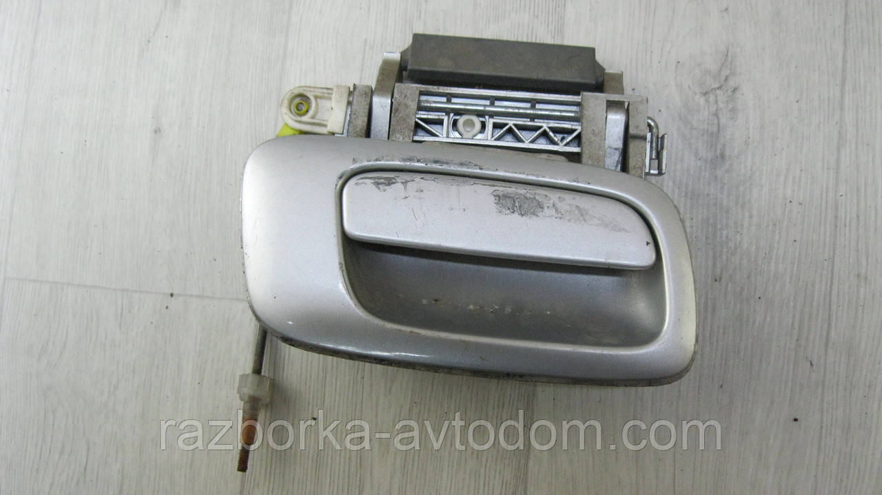 Ручка дверей передньої правої зовнішньої Opel Zafira A (1999-2005) OE:24443951, 24443947, 92107074