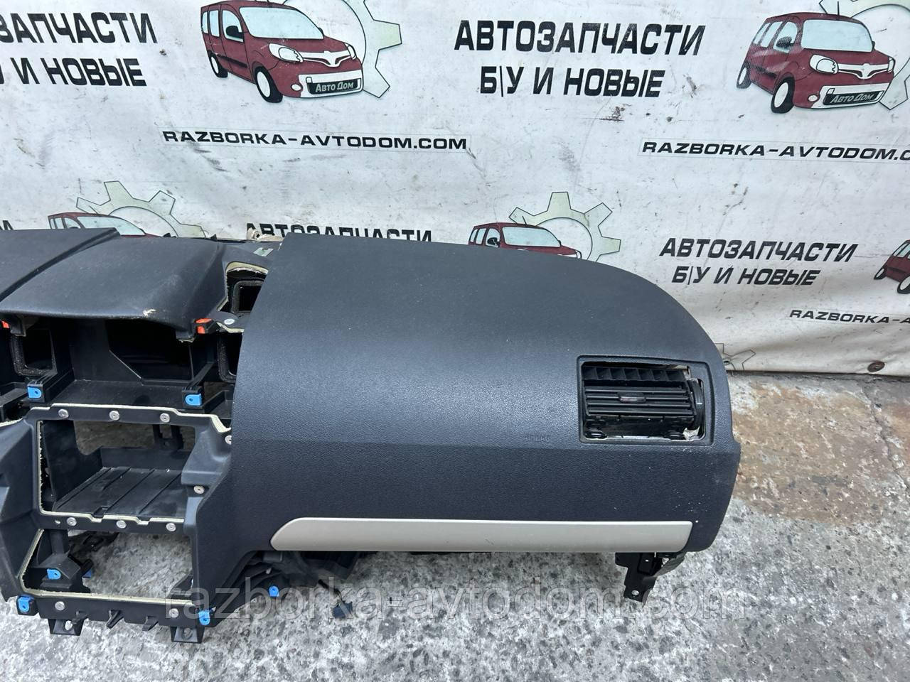 Торпеда під Airbag Opel Zafira B (2005-2010) OE:13206043