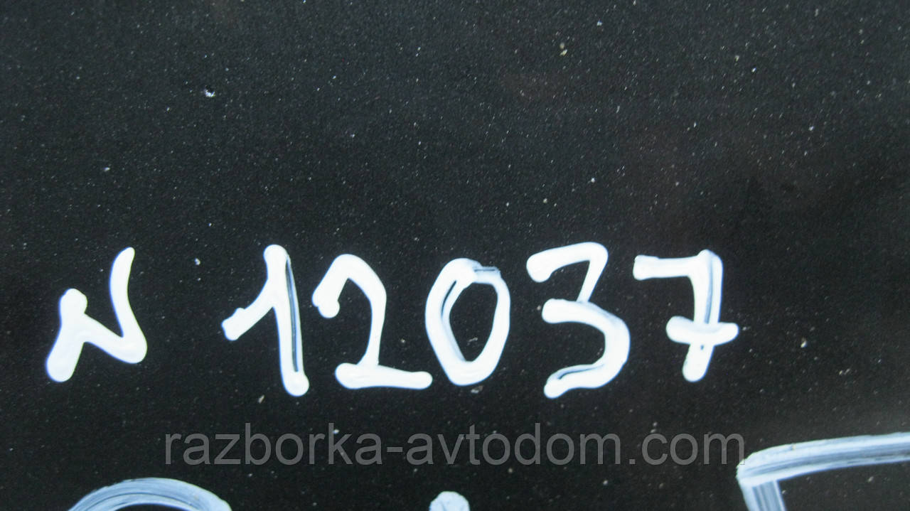 Двері задня ліва розпушена глуха Renault Trafic, Opel Vivaro, Nissan Primastar (2000-2014) OE:7750311421