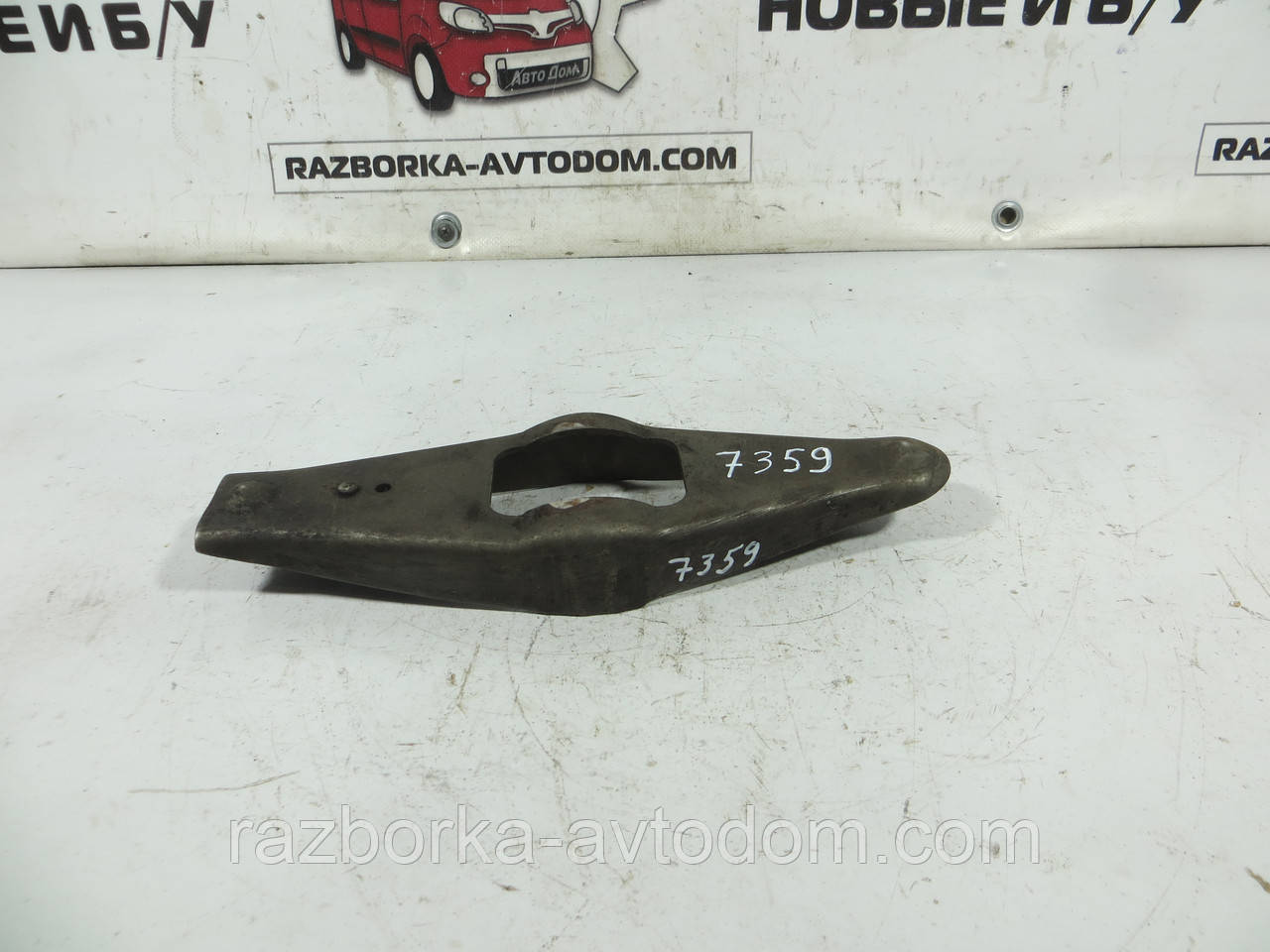 Вилка зчеплення FORD TRANSIT (2000-2006) ОЕ: 3C117515AA OE 4412069