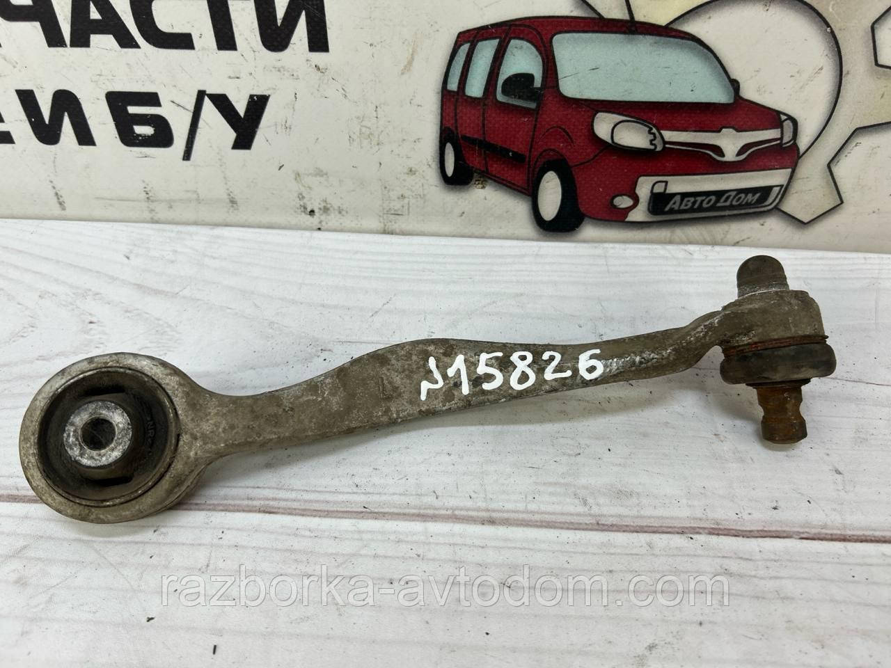 Важіль Передній лівий верхній ззаду VW Passat B5 (96-05) OE: 8d0407509g
