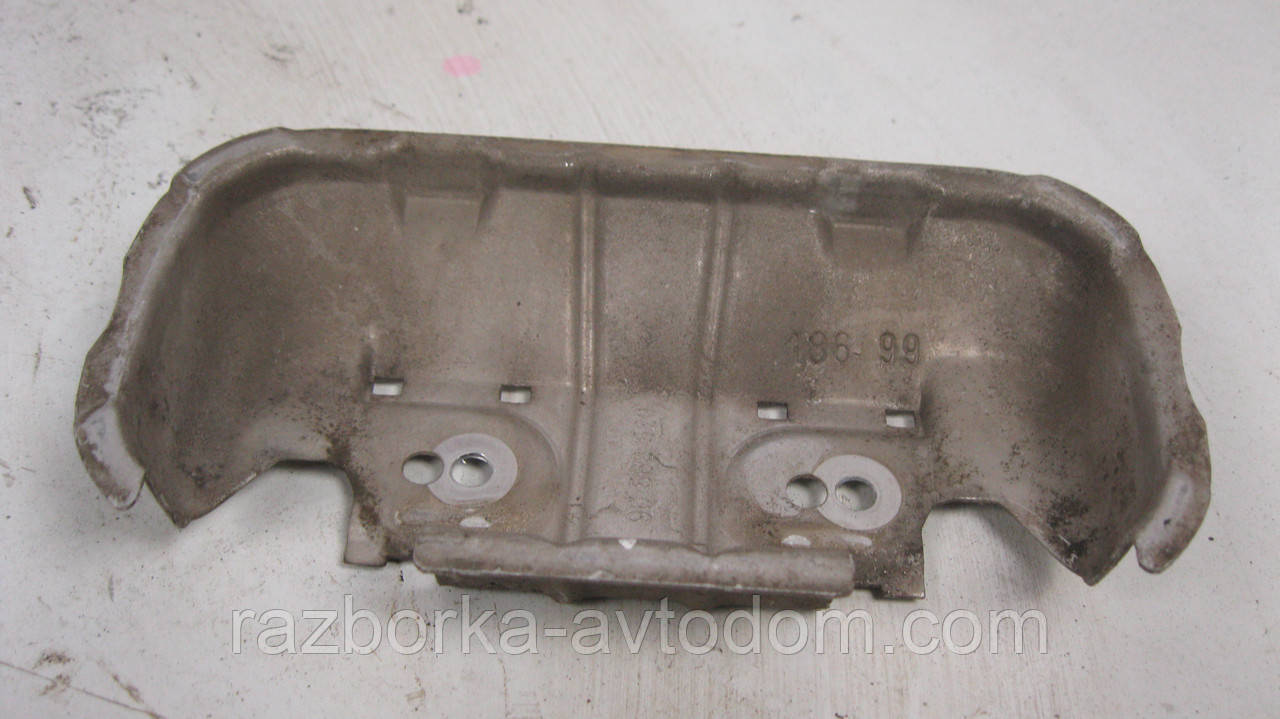 Кронштейн дверної ручки Opel Vectra B (1995-2002) OE:90568529