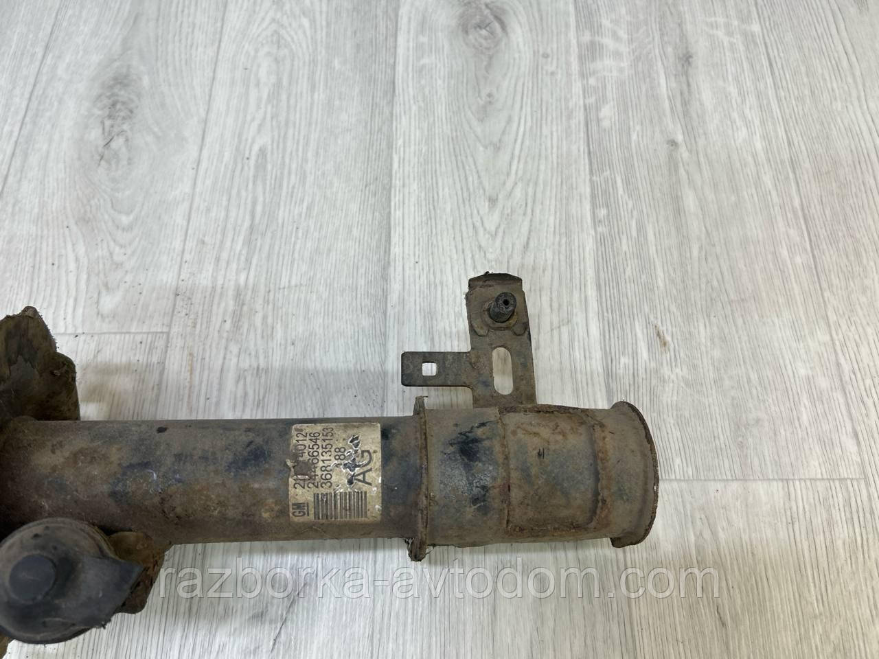 Амортизатор передній лівий Opel Astra H, Zafira B OE:24466546, 93179398