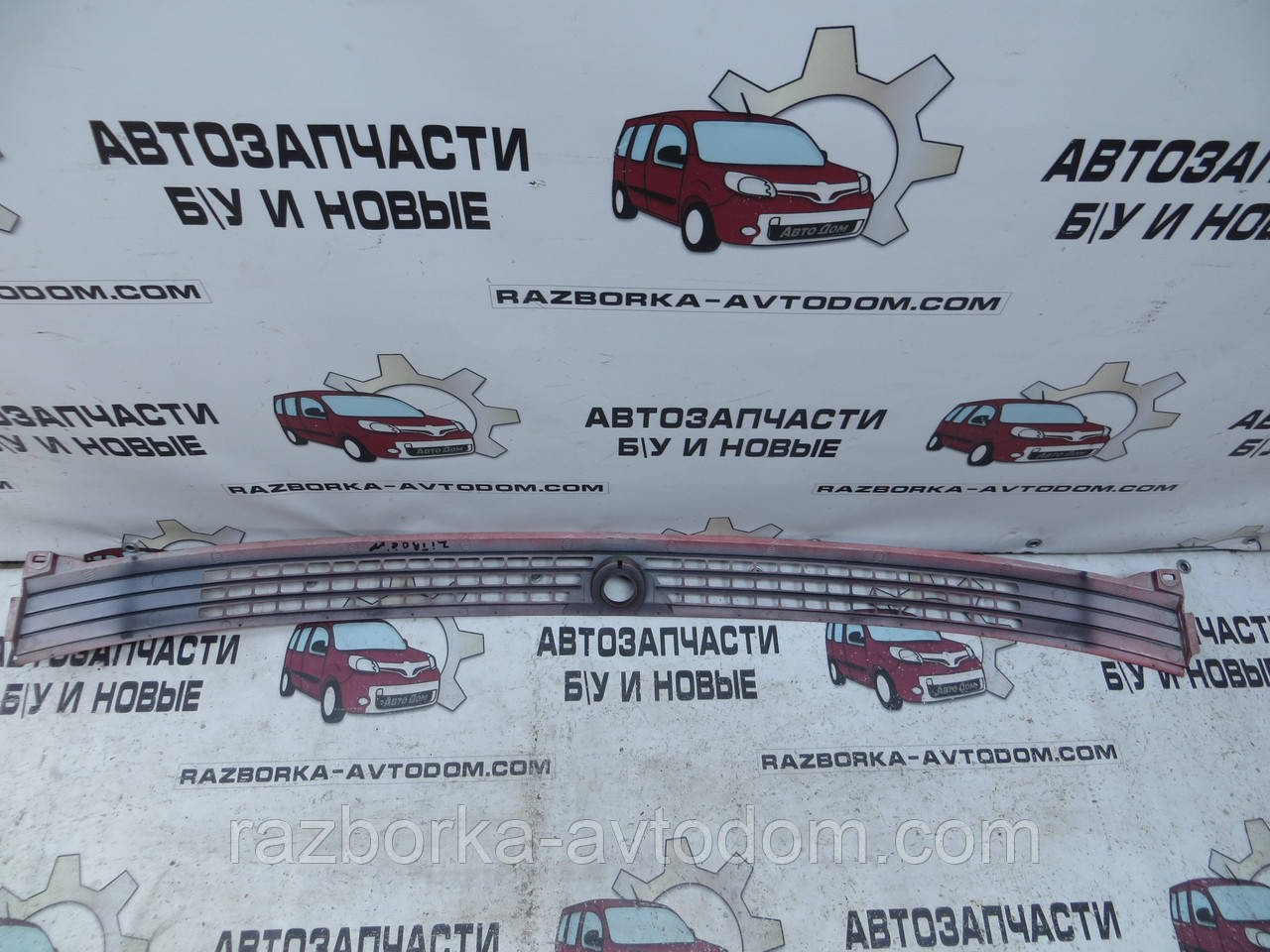 Накладка пластик під лобове скло Citroen BX (1982-1994) OE:9556331080