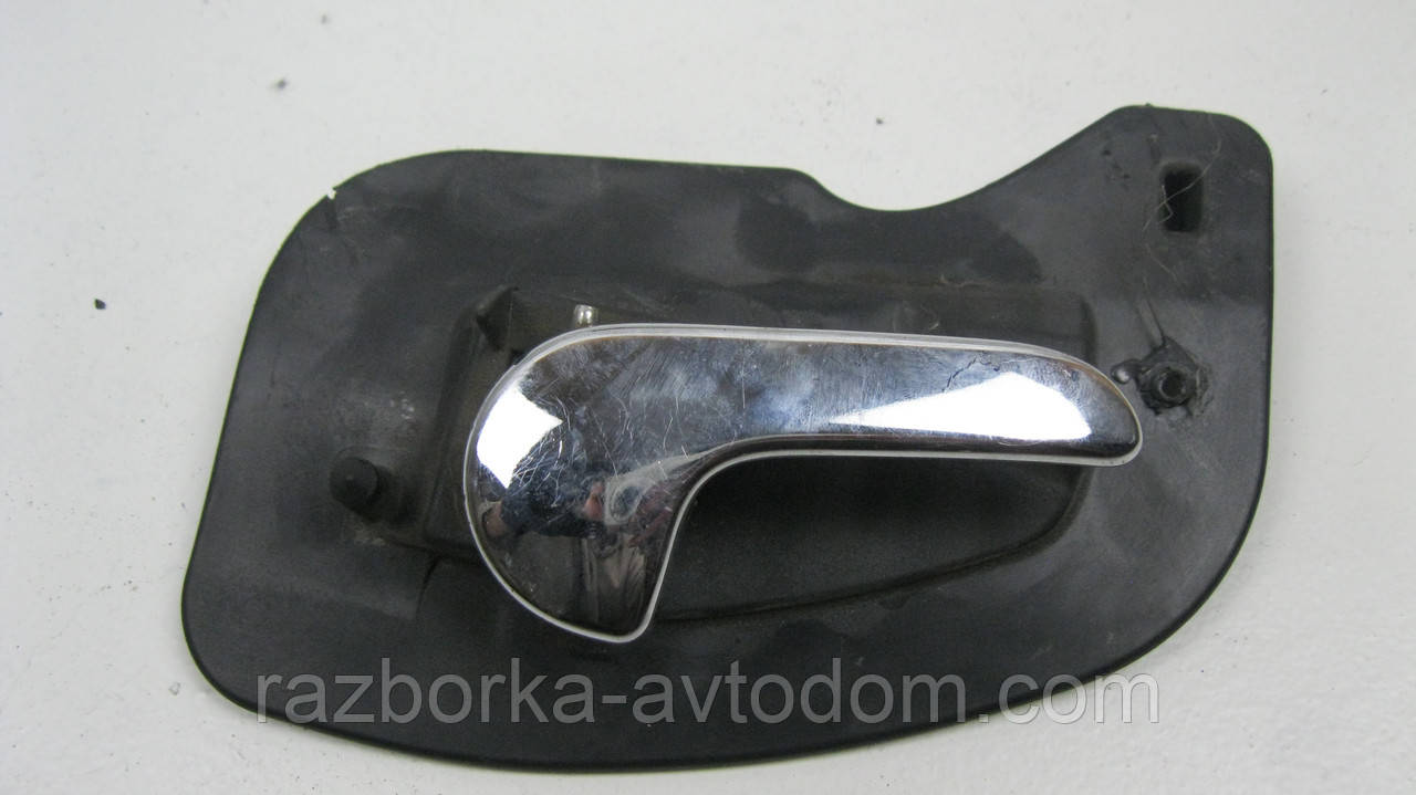 Ручка позанічної передньої правої двері Opel Corsa C (2000-2012) OE:13122255 OE 136036