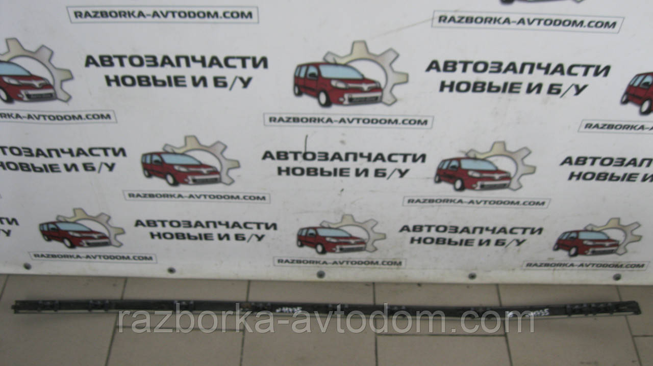 Молдинг даху правий Opel Corsa C (2000-2012) OE:009114732