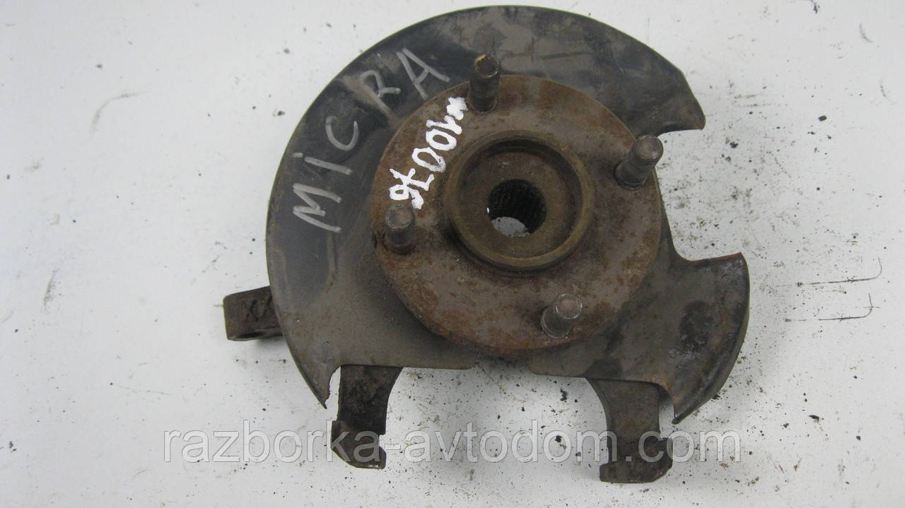 Поворотний кулак/ступиця передній лівий Nissan Micra K10 (1982-1992) OE:4001521B00