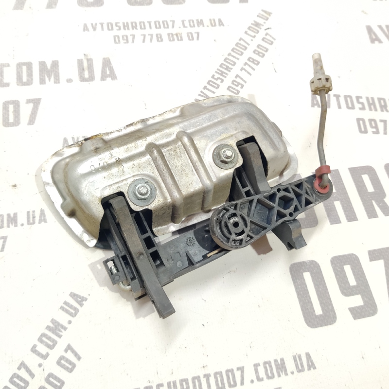 Ручка зовнішня задня ліва Opel Astra G (97-09) 2.0D
