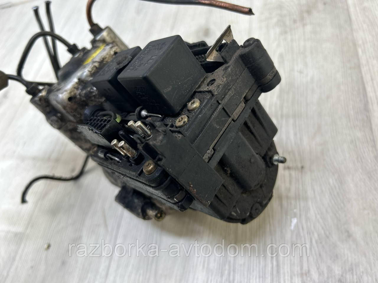 Насос, Блок ABS АБС Opel Omega B (93-99) 2,0i 16V OE:90444660