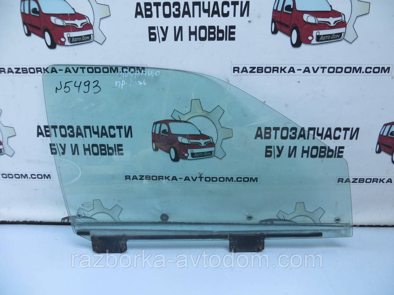Скло передніх правих дверей Ford Scorpio (1985-1994) ОЕ: 1010208