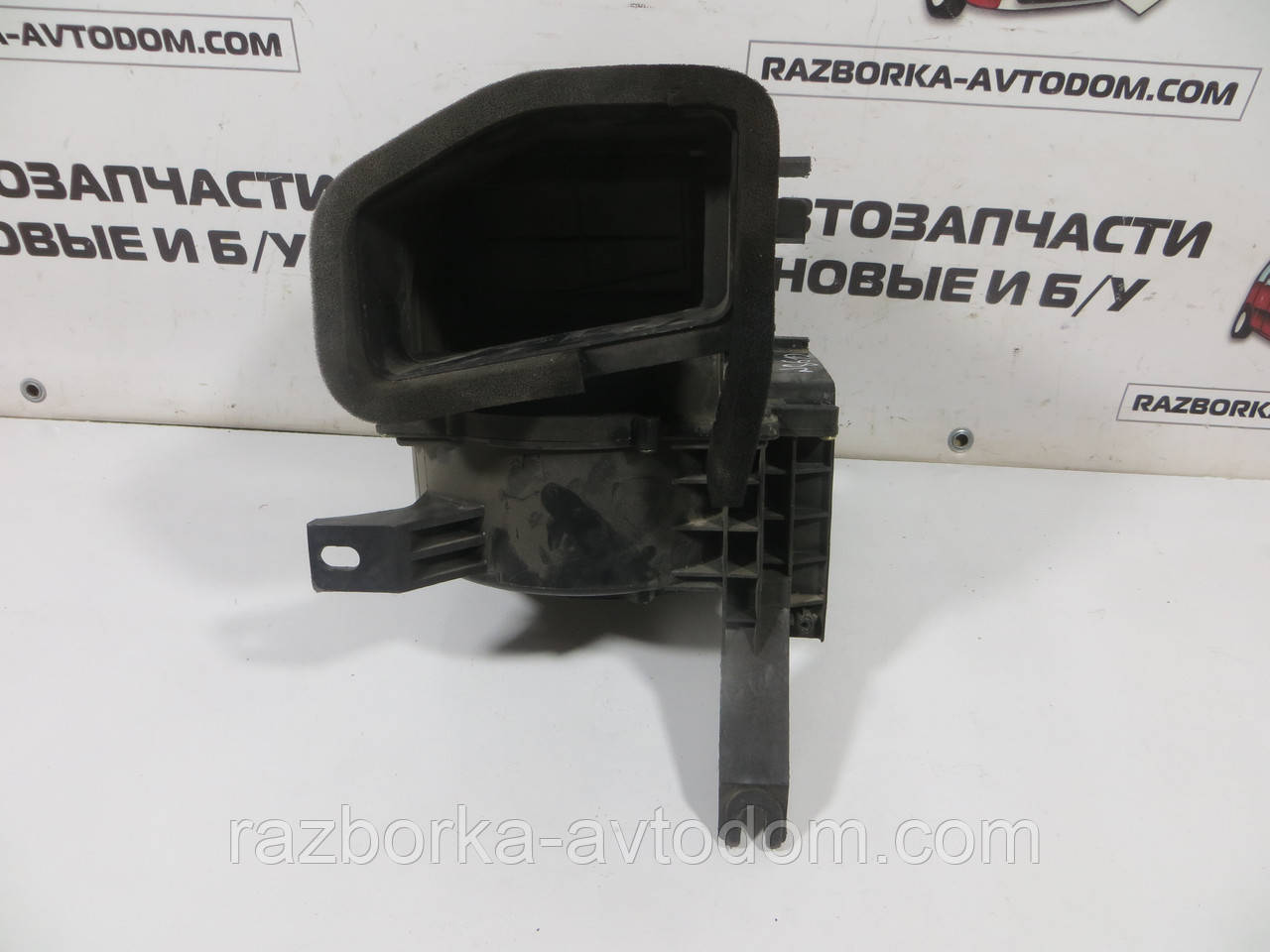 Корпус вентилятора печки  Hyundai H1 (1997-2004) ОЕ: 97100-4A000