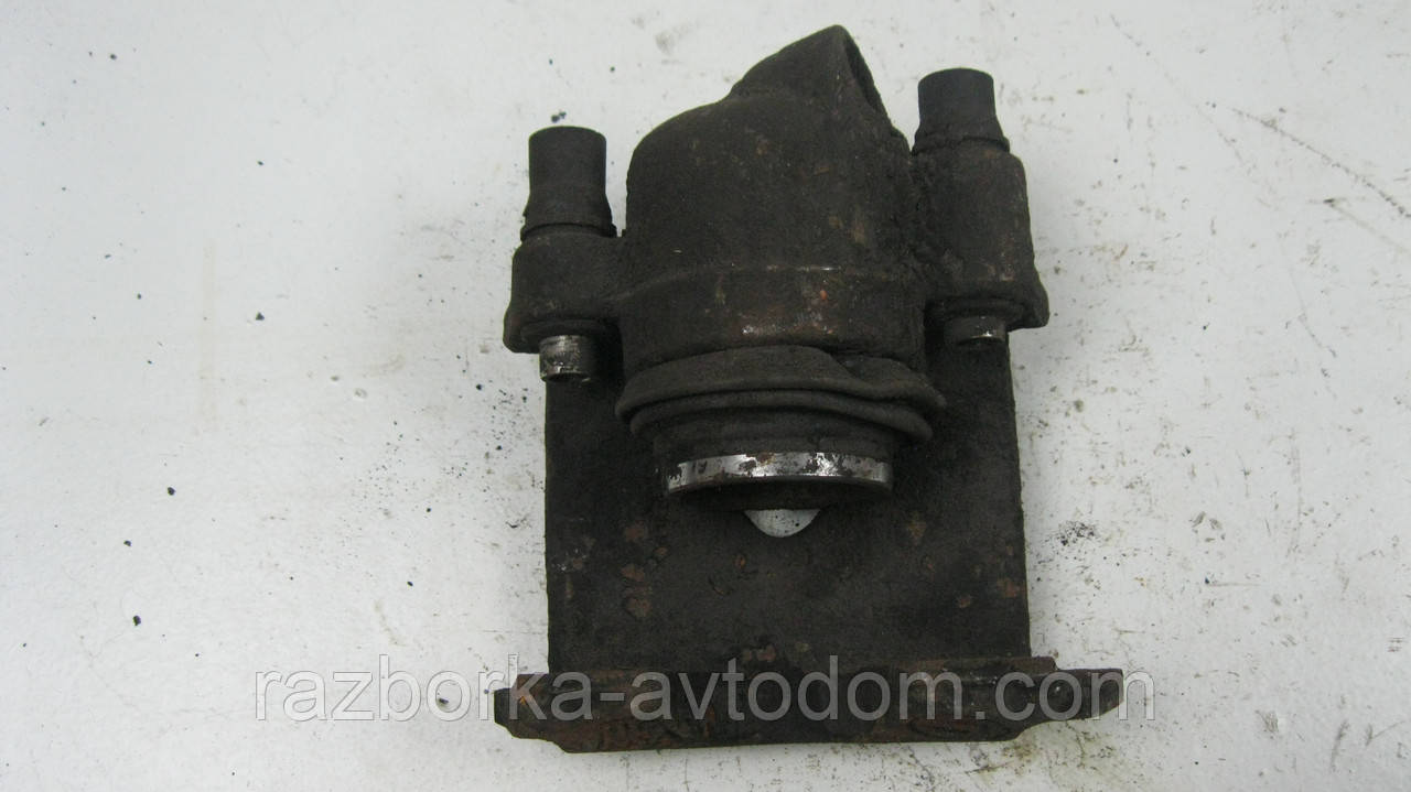 Суппорт передній правий VW Passat B3 (1988-1993), Seat Cordoba (1993-2002), Golf 3 (1991-1998) OE:171615124B