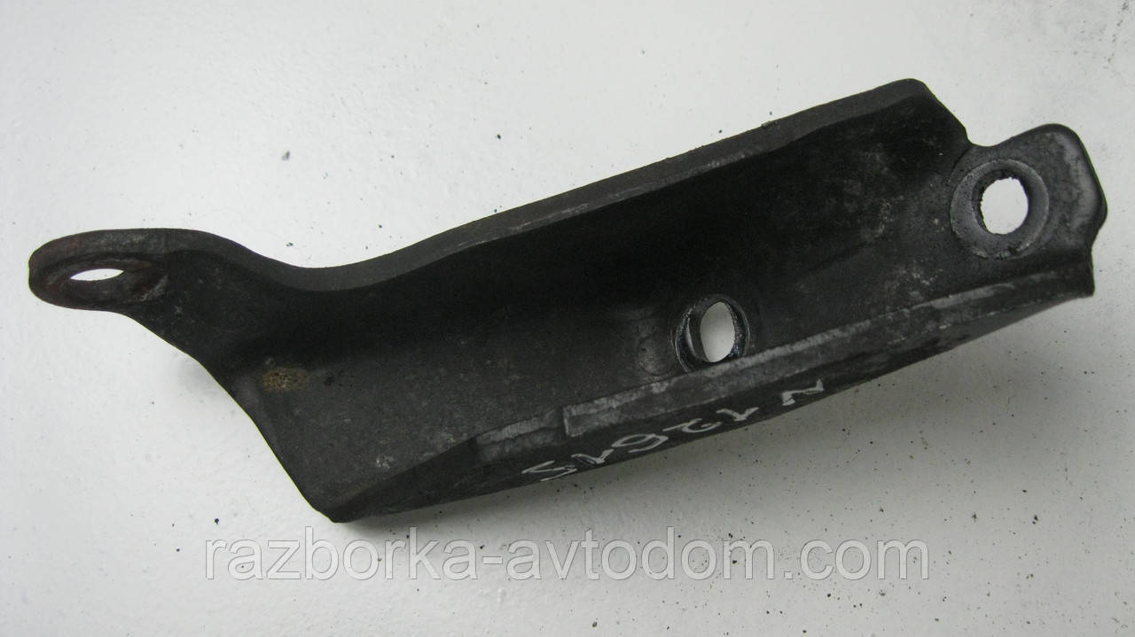 Кронштейн турбіни Citroen Berlingo, C4, Peugeot 307, 206, 406 2.0 HDI OE:037753