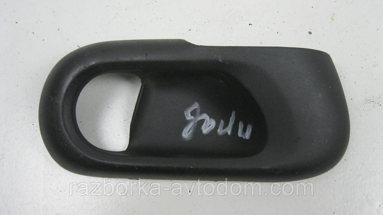 Накладка ручки передніх правих дверей внутрішня Opel Corsa C (2000-2012), Combo (2001-2011) OE:13106252 фото 2