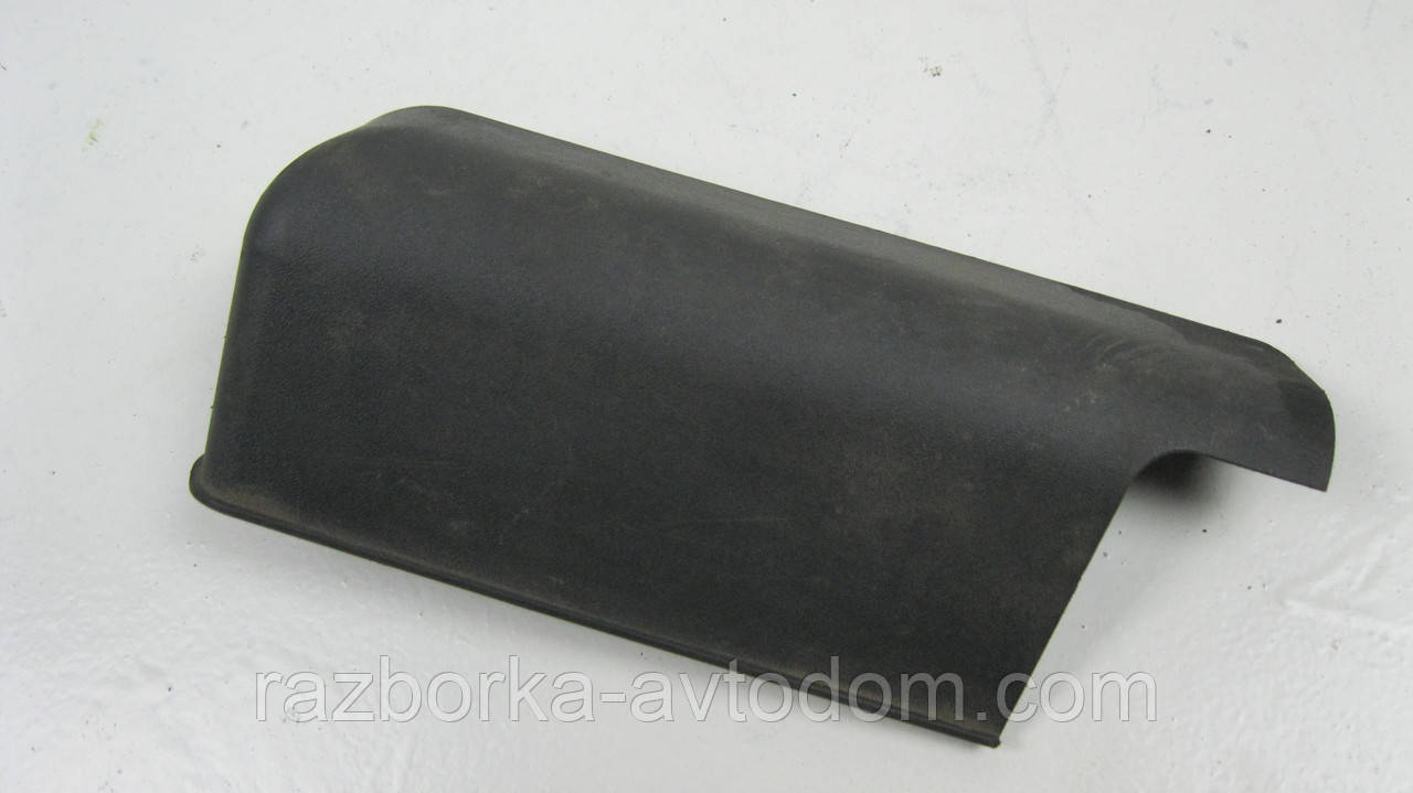 Накладка сидіння переднього лівого Opel Corsa C (2000-2012) OE:24412683