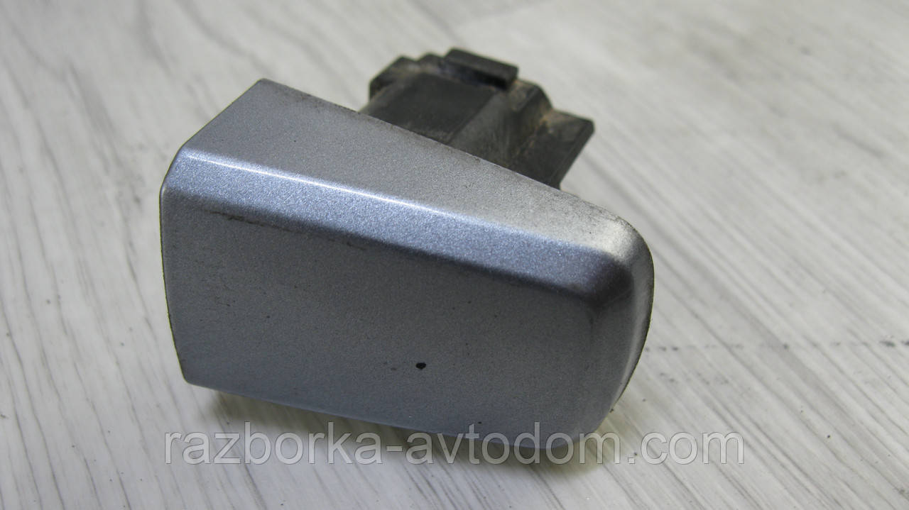 Вставка/накладка ручки передньої лівої/правої Opel Zafira B (2005-2010) OE:13142761, 24463557