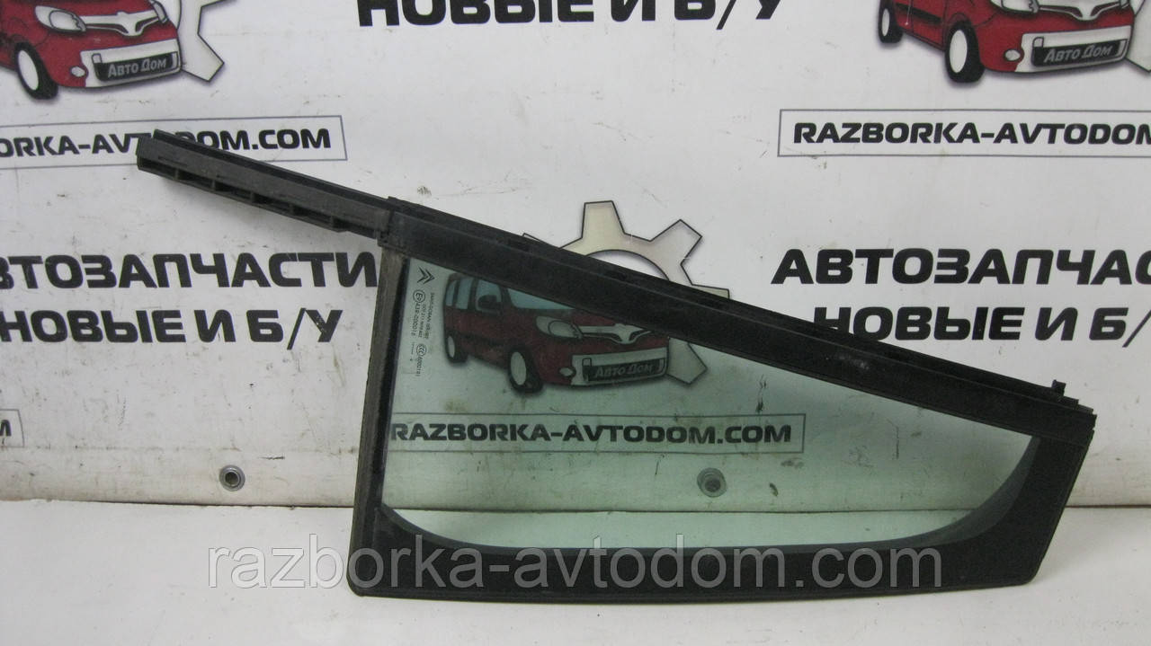Скло заднє лівих дверей (форточка) Citroen C4 Picasso (2006-2013) OE:9203GS
