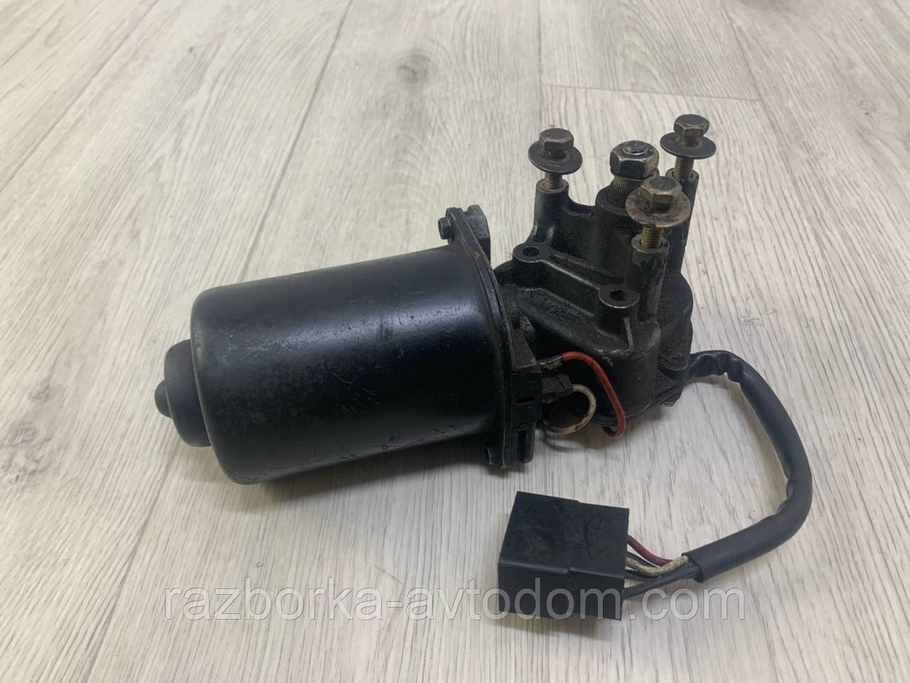Мотор склоочисника переднього (двірника) Mercedes vito 638 (96-03) ОЕ:6001547913