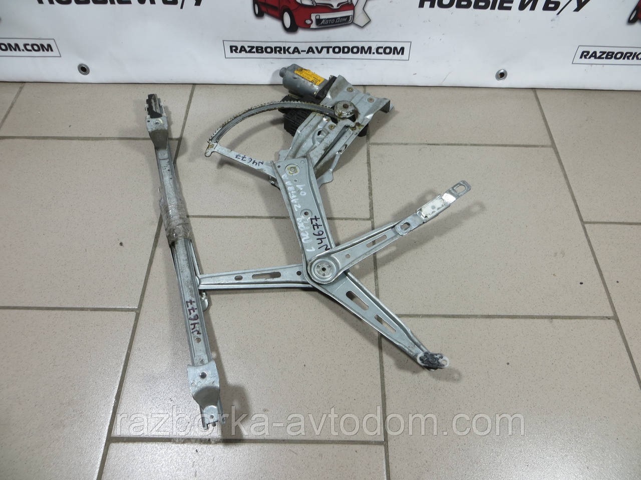 Склопідіймач пер лівий Opel Zafira A (99-05) OEM 6207057