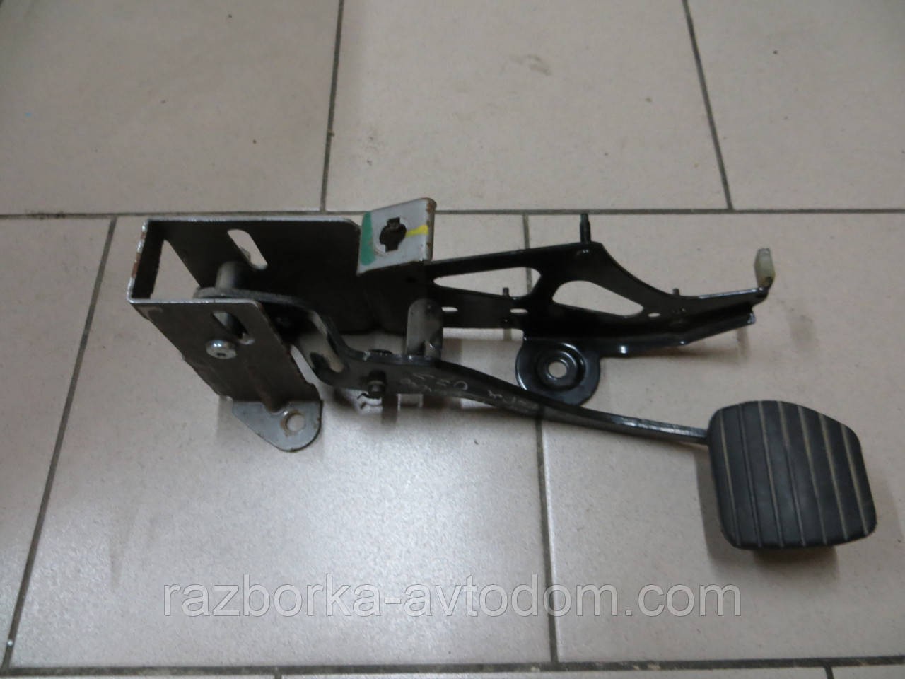 Педаль гальма з механізмом Renault Kangoo (2008-2013) OE:8200467212