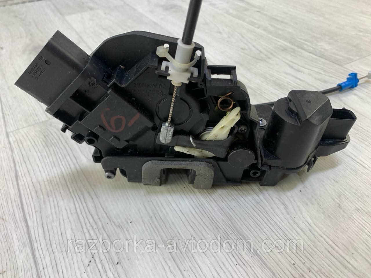 Замок дверей передній правій Ford Mondeo (07-14) OE: 24001570003