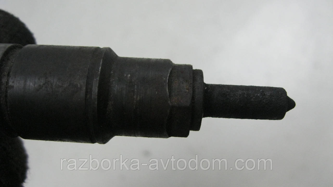 Форсунка паливна дизель VW Passat B5 (1997-2000) 1.9TDI Дефект OE:028130202J