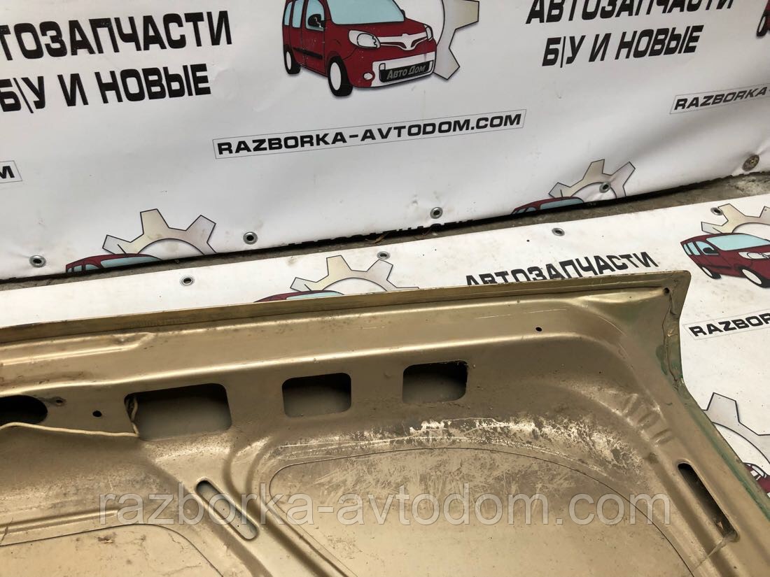Кришка багажника седан Opel Commodore C (1978-1982)