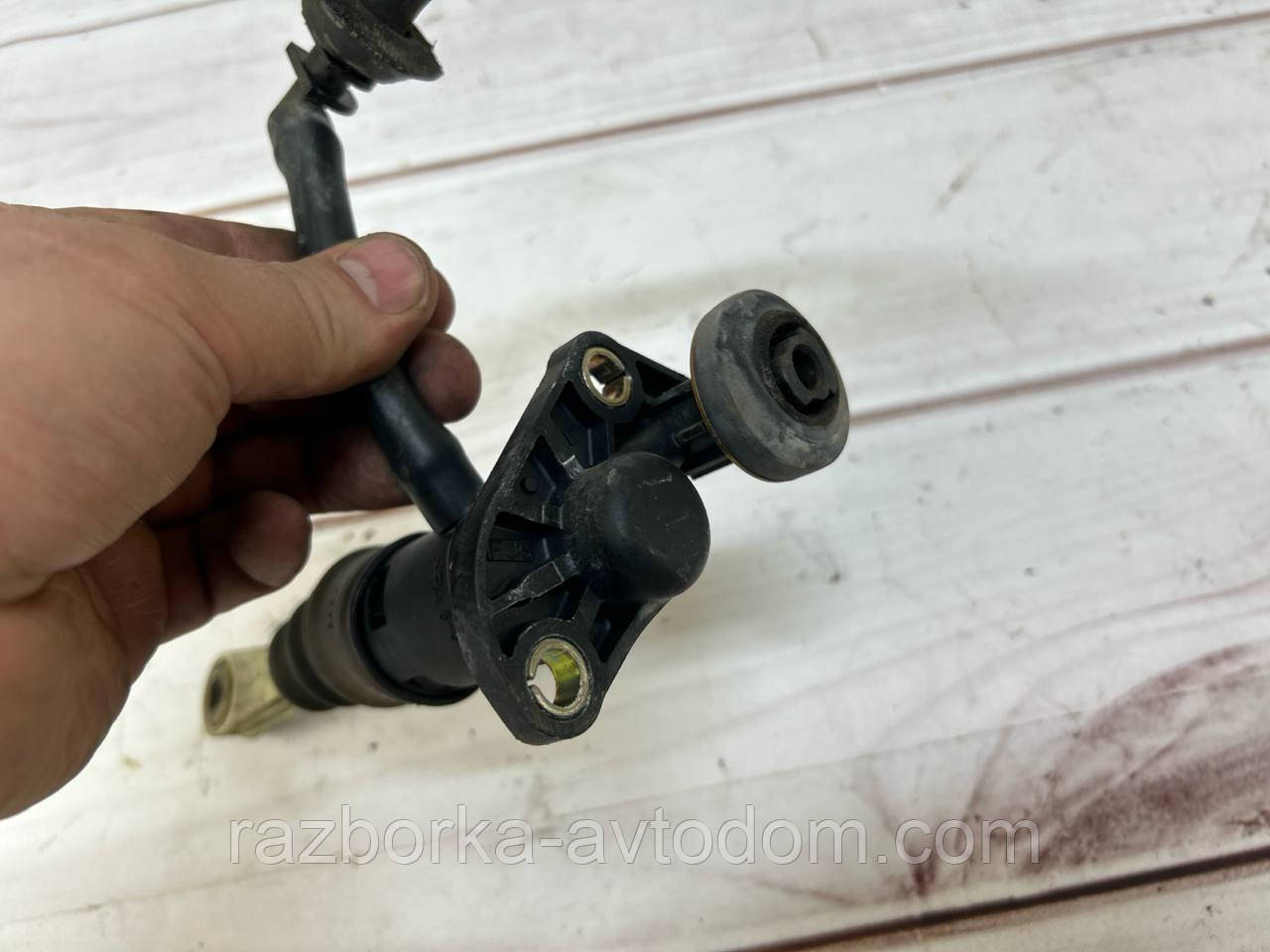 Головний циліндр зчеплення VW Passat B5 (96-05), Audi A6 C5, A4, Skoda SuperB OE: 8e1721401g, 8e1721401g,