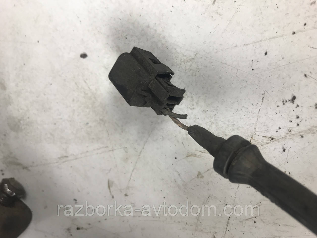 Амортизатор з поворотним кулаком (лівий з ABS) VW Sharan, FORD GALAXY (1994-2001) ОЕ: 1009227 OE 351361070000
