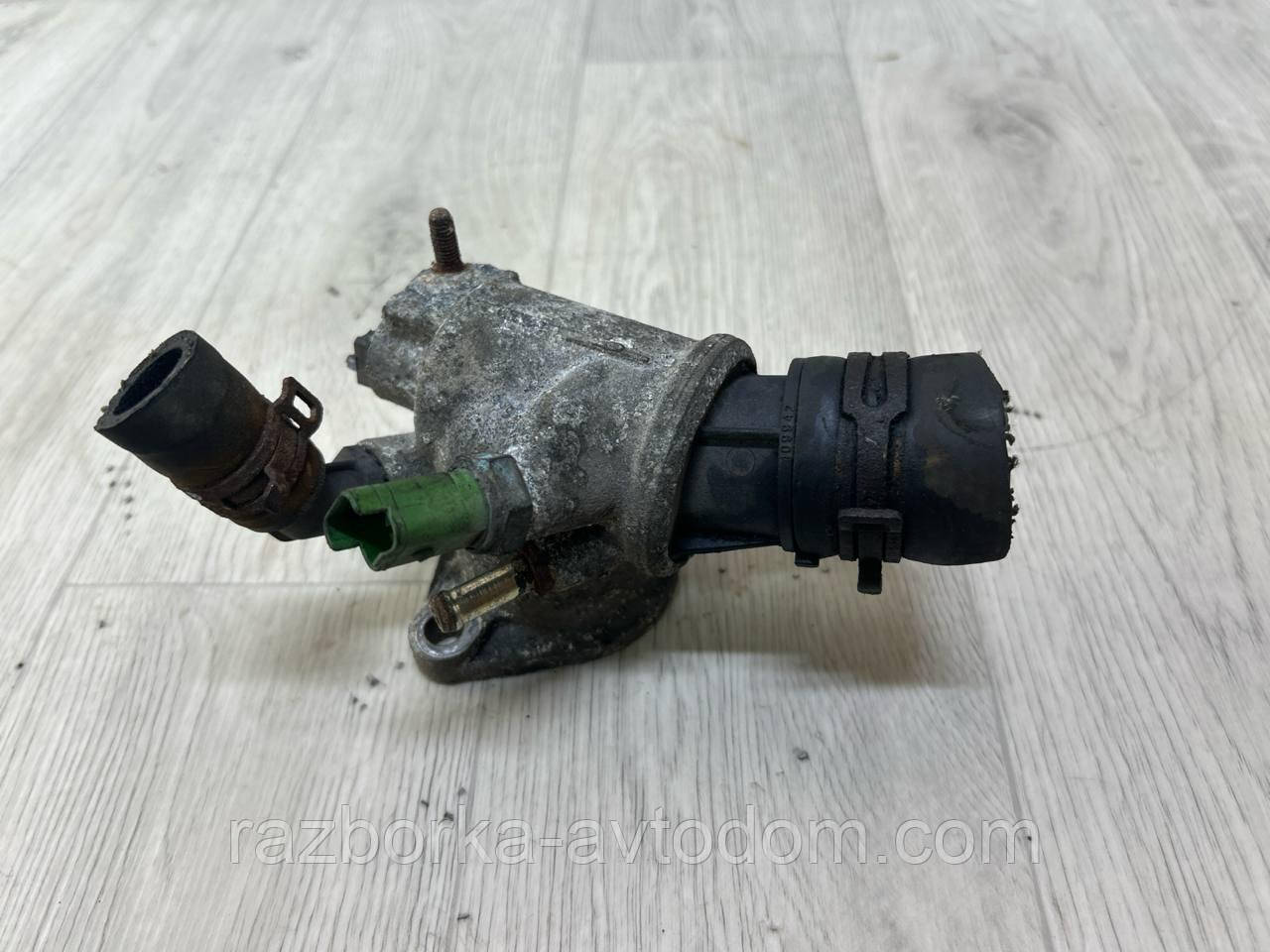 Корпус термостата 1.9DTI Opel Zafira B, Astra H, Vectra C OE:55202510 Дефект