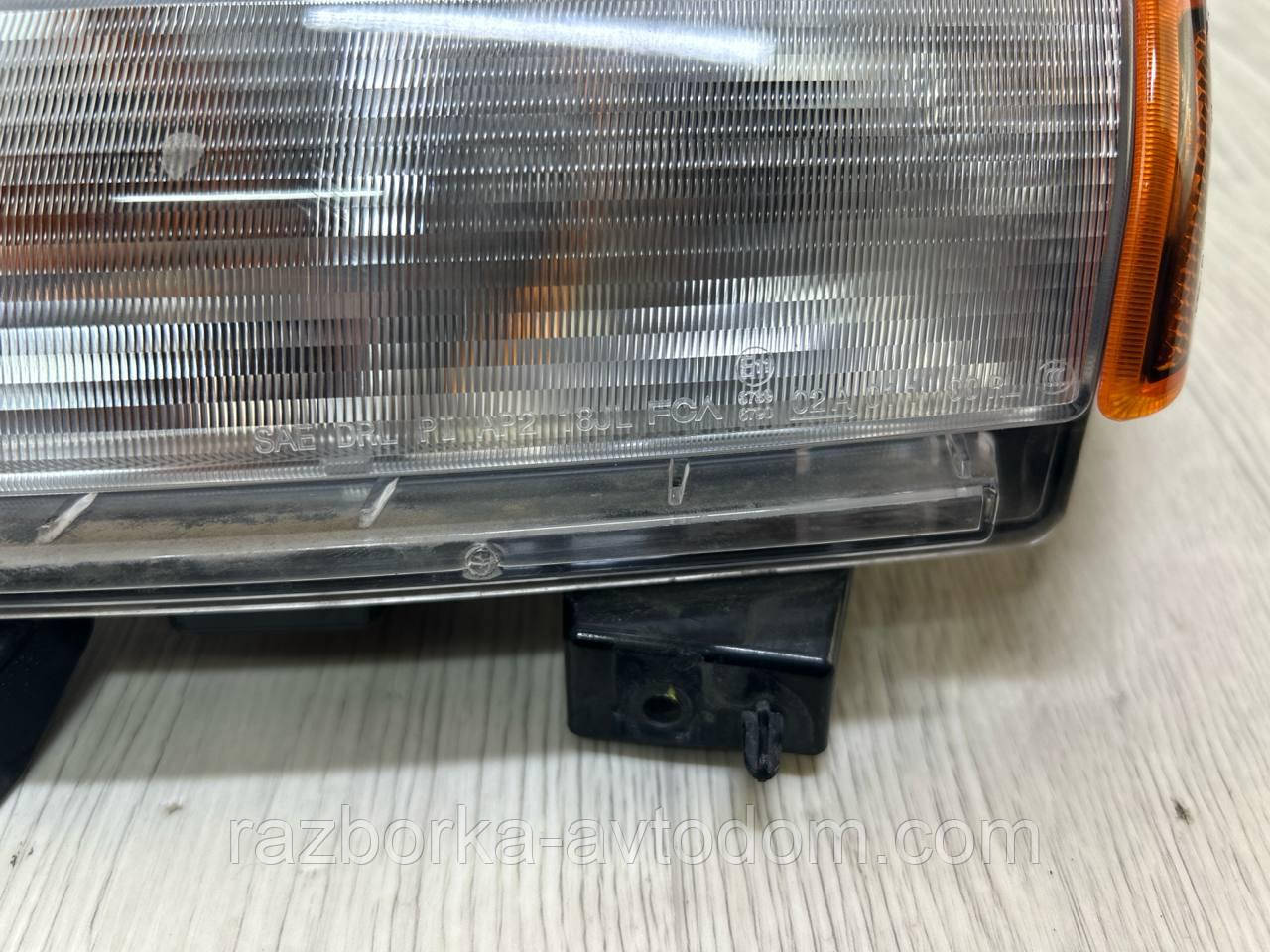 Покажчик повороту в бампері (повторювач) лівий Jeep Wrangler JL (18-23), Gladiator (20-23) OE:68293126AH Б/У OE 68293127AA