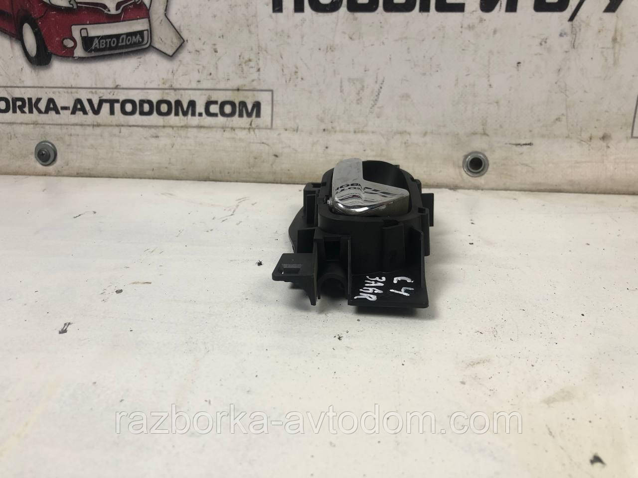 Ручка задніх правих дверей внутрішня Citroen C4 (04-11) OE: 96435310 OE 914493