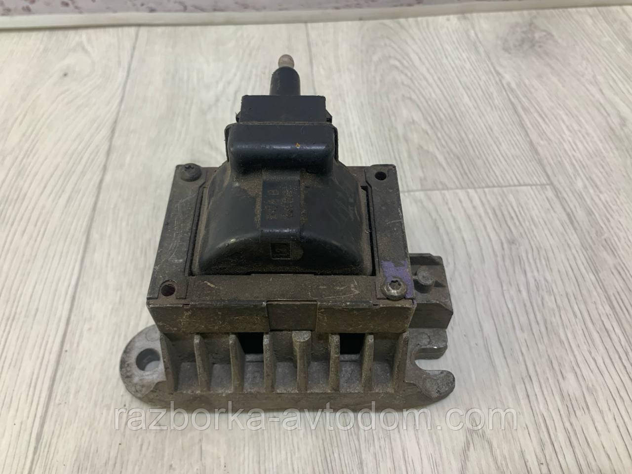 Котушка запалювання Renault 19, 21, Volvo 340,440, Megane 1, Trafic 1, Laguna 1 ОЕ: 7700722070