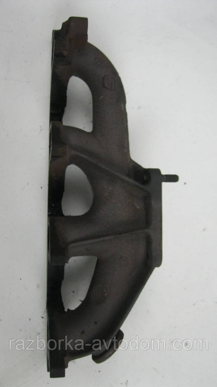 Колектор випускний Renault Megane 2 (2003-2009), Trafic (2000-2014) 1,9 DCI OE:8200091430