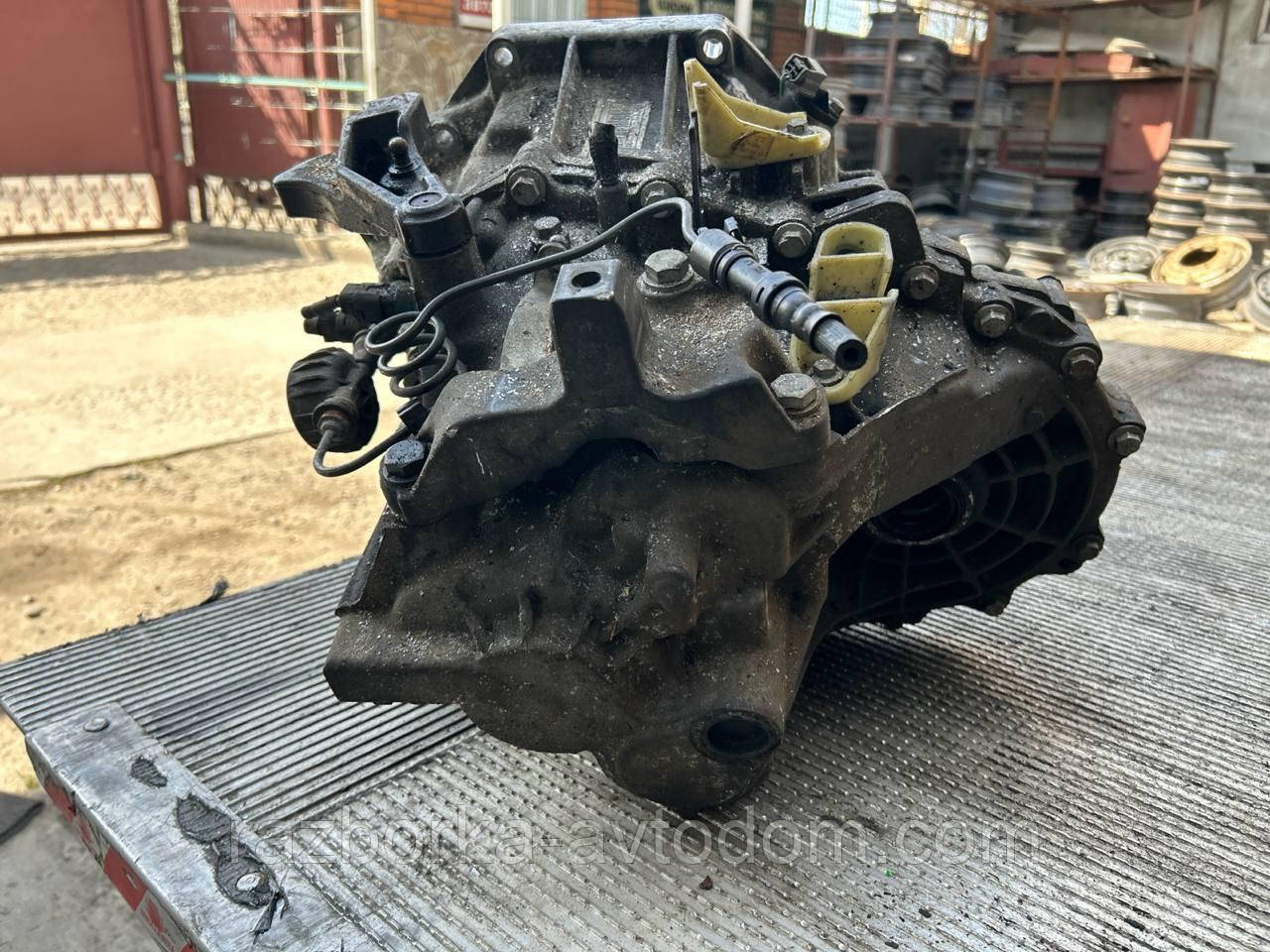 КПП, МКПП, Коробка передач механ (6 маточина) 1.6 dCi Renault Scenic 3 (09-), Grand, Megane 3 OE:Nd4012, 320105487r, A057611