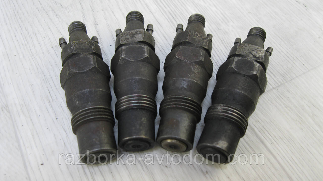 Форсунка дизельна VW Transporter T4, Mercedes W124, W123, Audi 100 C2 1.9/2.4D OE: KCA30SD27/4