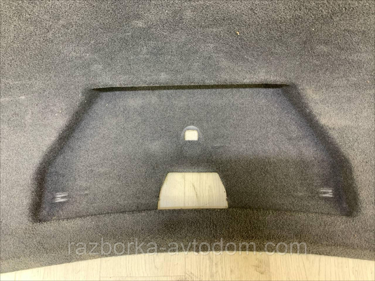 Обшивка (карта) кришки багажника седан Skoda Superb (02-08) OE: 3B5867605