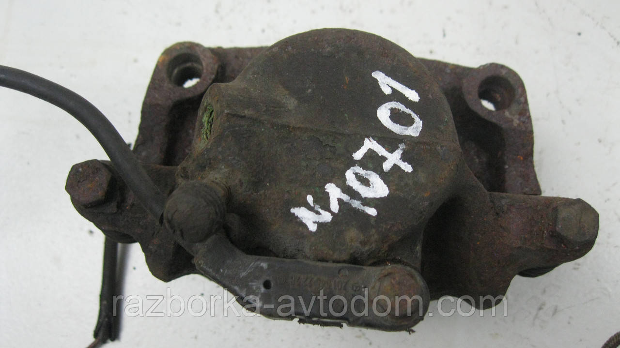 Суппорт передній лівий Mercedes W201 (1982-1993), W124 (1984-1993) OE:A0014201883 OE A0004205583